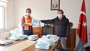 MUHTARLARA, VATANDAŞLARA DAĞITMALARI İÇİN MASKELERİ VERİLDİ