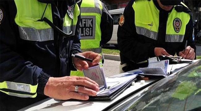 TRAFİK KAZALARINDA REKOR DÜŞÜŞ