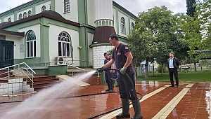 BAŞKAN ÖZ; "CAMİLERİMİZ CUMA NAMAZINA HAZIR HALE GELİYOR"