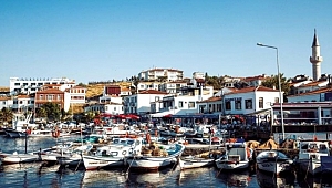 BOZCAADA DA GÖKÇEADA 'DAN SONRA SOKAĞA MASKESİZ ÇIKMAK YASAKLANDI