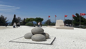 ÇANAKKALE'DEKİ TARİHİ ALANLARDA ZİYARETÇİ YOĞUNLUĞU