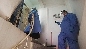 KAPI KAPI GEZİP 'COVİD-19' TESTİ YAPIYORLAR