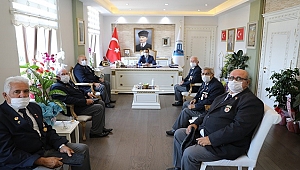 TÜRKİYE MUHARİP GAZİLER DERNEĞİ ÇANAKKALE ŞUBESİNDEN VALİ AKTAŞ'A ZİYARET