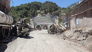 VALİ AKTAŞ, AYVACIK -KÜÇÜKKUYU TÜNELLERİNDE İNCELEMELERDE BULUNDU