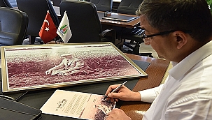 MAKAMI HACZEDİLEN BAŞKANA, ÇANAKKALE'DEN ANLAMLI FOTOĞRAF