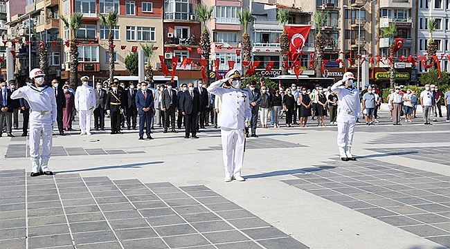 30 AĞUSTOS ZAFER BAYRAMI'NIN 98. YIL DÖNÜMÜNDE ÇELENK SUNMA TÖRENİ GERÇEKLEŞTİRİLDİ