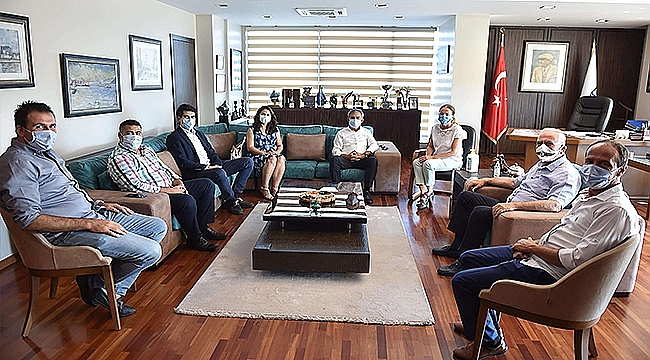 BANDIRMA BELEDİYESİ HEYETİNDEN BAŞKAN GÖKHAN'A ZİYARET