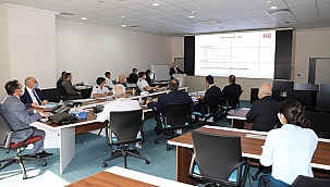 112 ACİL ÇAĞRI HİZMETLERİ KOMİSYON TOPLANTISI, VALİ AKTAŞ BAŞKANLIĞINDA GERÇEKLEŞTİRİLDİ