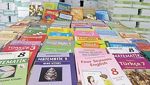 ÖĞRENCİLERİN KİTAPLARI VERİLMEYE BAŞLANIYOR