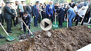 ŞEHİT TUĞGENERAL SEZGİN ERDOĞAN, DUALARLA SON YOLCULUĞUNA UĞURLANDI