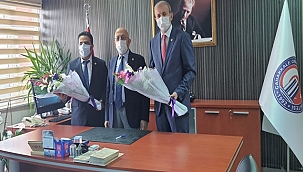 BİGA İİBF'DE DEKANLIK DEVİR TESLİM TÖRENİ GERÇEKLEŞTİRİLDİ