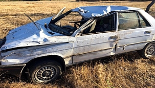 ÇAN'DA KONTROLDEN ÇIKAN ARAÇ TAKLA ATTI!