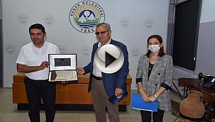 ÇANAKKALELİ AKADEMİSYENDEN EDİRNE'YE ANLAMLI BAĞIŞ