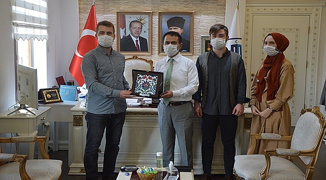 ULUSLARARASI SOSYAL SORUMLULUK DERNEĞİNDEN VALİ AKTAŞ'A ZİYARET