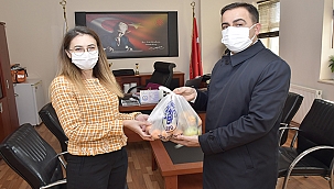 BAŞKAN ERDOĞAN'DAN SAĞLIK ÇALIŞANLARINA C VİTAMİNİ TAKVİYESİ