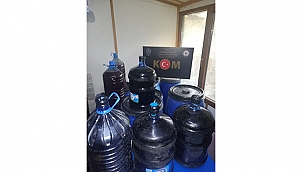 BİN LİTRE YAPMA ŞARAP ELE GEÇİRİLDİ!