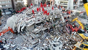 İZMİR'DEKİ DEPREMDE BİLANÇO AĞIRLAŞIYOR!