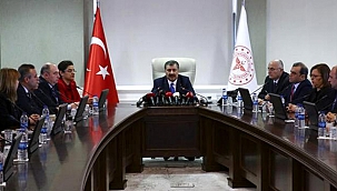 KORKUTAN VAKA ARTIŞI SONRASINDA BİLİM KURULU BUGÜN TOPLANIYOR!