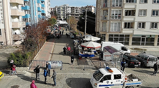 GELİBOLU'DA HALK PAZARI ÜÇE ÇIKARILDI