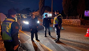 VALİ AKTAŞ, SOKAĞA ÇIKMA KISITLAMASI TEDBİRLERİNİ DENETLEDİ