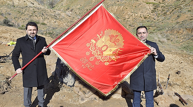 BAŞKAN ERDOĞAN'DAN MEHMET ÇAVUŞ BELGESELİ'NİN SETİNE ZİYARET