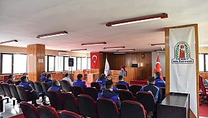 BAŞKAN ÖZ, ZABITA PERSONELLERİYLE OLAĞAN TOPLANTISINI GERÇEKLEŞTİRDİ