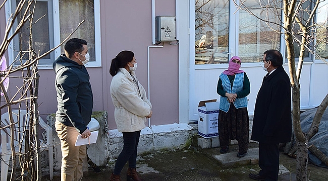 ÇAN KAYMAKAMI MUSTAFA GÜRDAL HANE ZİYARETLERİNDE 