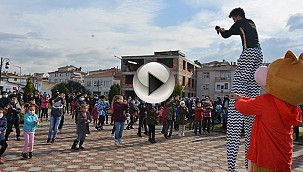LAPSEKİ BELEDİYESİ'NDEN ÇOCUKLARA PANDEMİ EĞLENCESİ