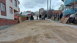 AYVACIK'TA ÜSTYAPI ÇALIŞMALARI SÜRÜYOR