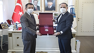 EÜAŞ GENEL MÜDÜR YARDIMCISI KAZIM ÖZGÜR, VALİ AKTAŞ'I ZİYARET ETTİ