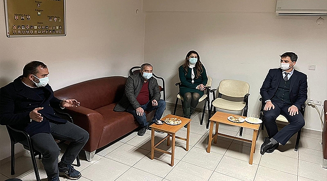 EZİNE PEYNİRCİLER DERNEĞİNDE PEYNİR ÜRETİMİNİ VE İŞGÜCÜNÜ KONUŞTULAR