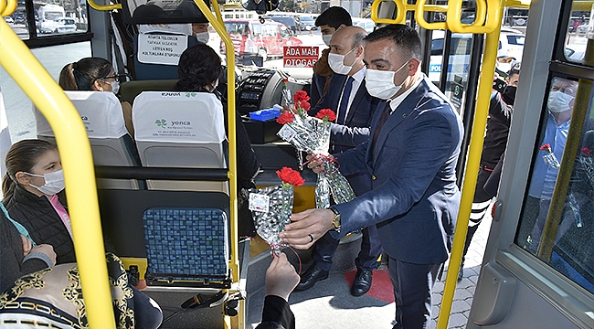 BAŞKAN ERDOĞAN'DAN KADINLARA 8 MART ÇİÇEĞİ