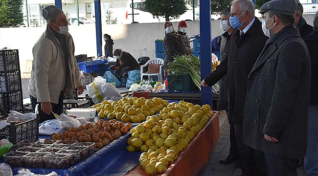 BAŞKAN GÖKHAN, VALİ AKTAŞ İLE BİRLİKTE ESENLER PAZARINI ZİYARET ETTİ