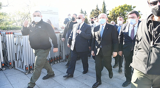 "ŞEHİTLERİMİZİN HUZURUNDA BİRLİKTE OLMAKTAN MUTLU VE GURURLUYUZ "