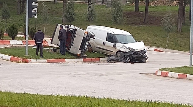 Çan'da Maddi Hasarlı Kaza