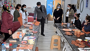 ÇANAKKALE İŞKUR'UN ÇÖMLEK VE PORSELEN ŞEKİLLENDİRME KURSU TAMAMLANDI
