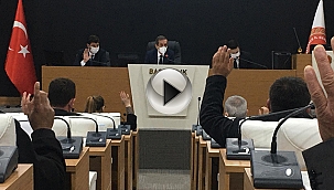 ESKİ MECLİS BAŞKANI'NDAN YENİ BAŞKANA AĞIR İTHAM!