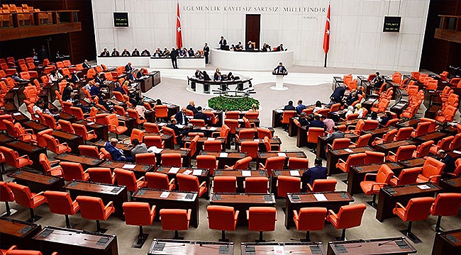 ESKİ MİLLETVEKİLLERİ BİLDİRİ YAYINLADI