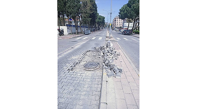 İNÖNÜ CADDESİ'NDE BAKIM ONARIM ÇALIŞMASI GERÇEKLEŞTİRİLDİ