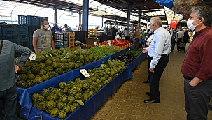 BAŞKAN GÖKHAN PAZAR ALANINI DENETLEDİ