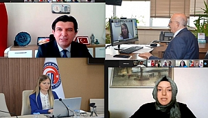 GELECEĞİN MİMARI AİLE PANELİ GERÇEKLEŞTİRİLDİ