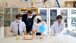 BAKAN SELÇUK, ÇANAKKALE'DE ÖĞRETMEN VE ÖĞRENCİLERLE BİR ARAYA GELDİ