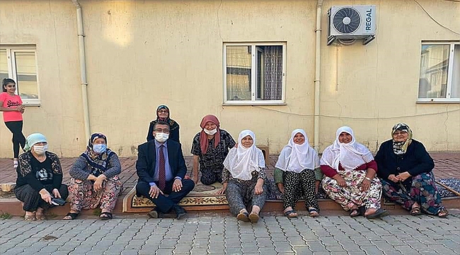 BAŞKAN ÖZ'DEN MAHALLE SAKİNLERİNE ÇAT KAPI ZİYARETLER 