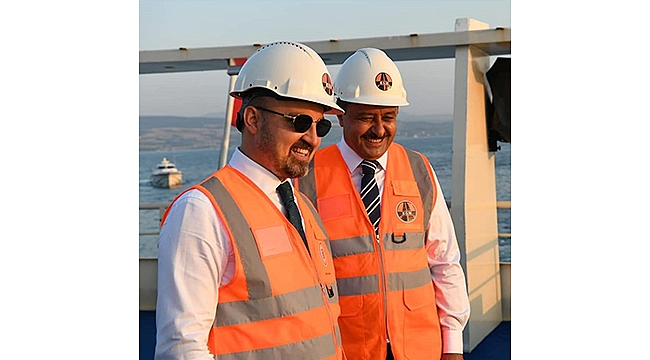 LAPSEKİ'NİN EVLADI TURAN KÖPRÜYE SAHİP ÇIKTI 