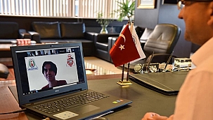 SATRANCA GÖNÜLLÜ ÇOCUKLAR İLE ONLİNE GÖRÜŞME 