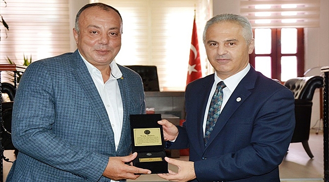 ÇTSO YÖNETİM KURULU ÇANAKKALE BAROSUNU ZİYARET ETTİ