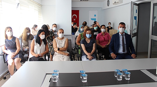 İŞKUR İL MÜDÜRLÜĞÜ ÇALIŞANLARINA BAĞIMLILIKLA MÜCADELE SEMİNERİ DÜZENLEDİ