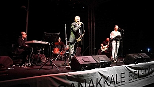 MÜZİK GECELERİ", KÜRŞAT BAŞAR ORKESTRASI, CÜNEYT ÖZDEMİR VE PİCK UP KONSERLERİ İLE BAŞLADI