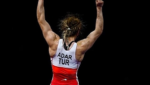 YASEMİN ADAR, GÜREŞTE MADALYA KAZANAN İLK KADIN SPORCUMUZ OLARAK TARİHE GEÇTİ!