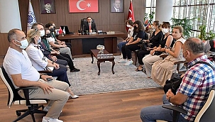 ZAFER BAYRAMI'NDA ZAFERE ULAŞANLARA ÖDÜL